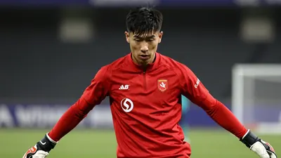 Barcelonas Trainer Hansi Flick will den linken Innenverteidiger Castello Lukeba von RB Leipzig verpflichten