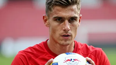 RB Leipzig verpflichtet Neil El Aynaoui von der AS Rom und muss in der Champions League auf Neuzugang Abdoul Koné...
