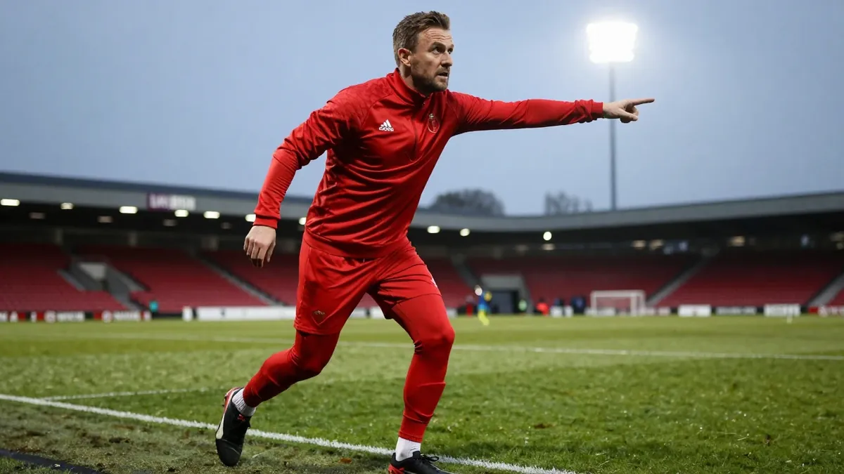 Sportdirektor Marcel Schäfer verteidigt Trainer Martín Demichelis und gibt ihm Zeit, während ein Comeback von Julian...