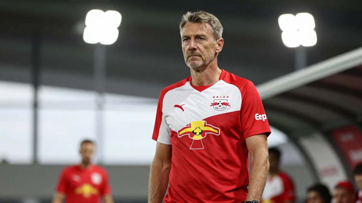 RB Leipzig: Nach dem mutmaßlichen Anschlagsversuch am Flughafen Leipzig/Halle entdeckten Ermittler verdächtige DNA-Spuren...